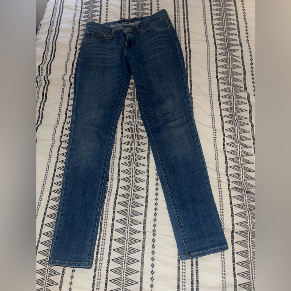 Levi’s Demi curve